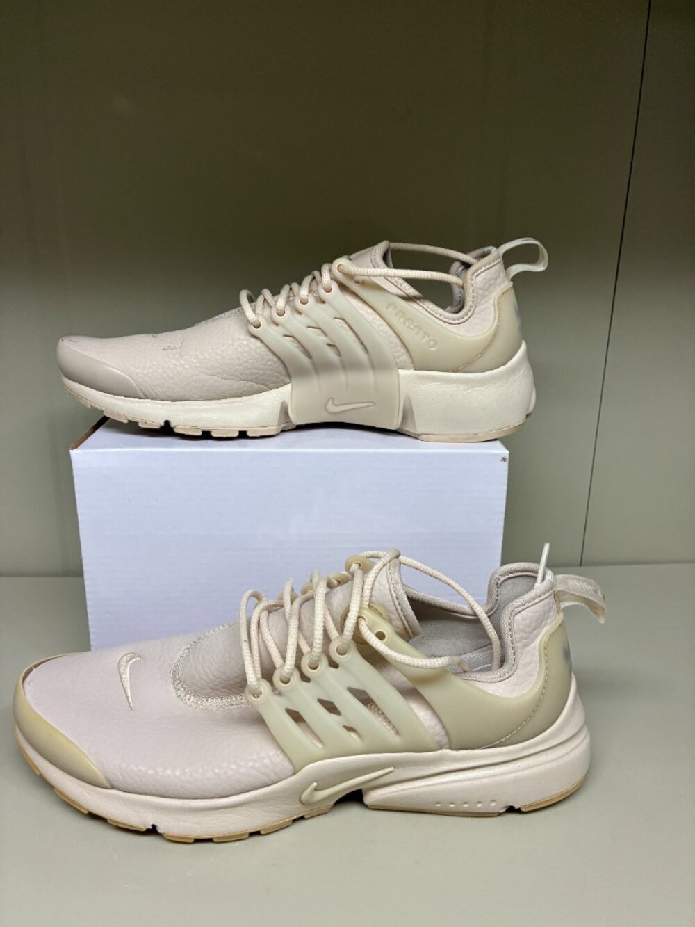 Nike Air Presto Premium Oatmeal Shoes Women's 10 Beige Running Athletic Sneakers - Picture 2 of 6